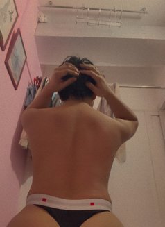 Zer - Male escort in Dubai Photo 5 of 7