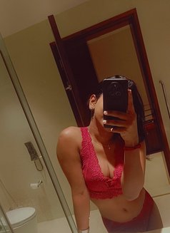 Zera celin - Transsexual escort in Kochi Photo 2 of 3