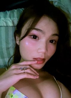 Zera - Transsexual escort in Jakarta Photo 13 of 16