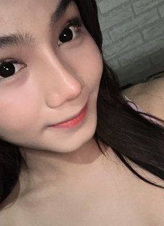 Zeraaa - Transsexual escort in Jakarta Photo 6 of 7