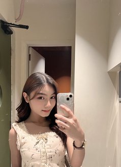 Zeraaa - Transsexual escort in Jakarta Photo 7 of 7