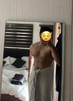 Zeus - Male escort in Hyderabad Photo 7 of 7