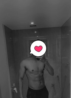 Zey - Male escort in Bangalore Photo 5 of 5