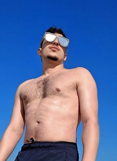 Zeyad - Acompañantes masculino in Abu Dhabi Photo 1 of 3