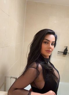 Turkish Zeynep - escort in London Photo 7 of 10