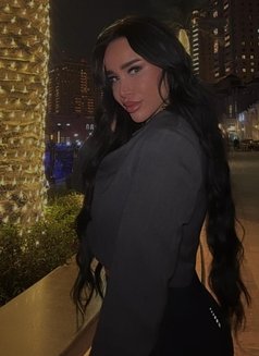 Zeynep - escort in Dubai Photo 5 of 8