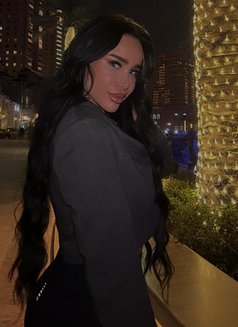 Zeynep - puta in Dubai Photo 8 of 8