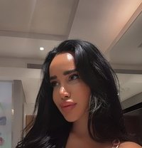 Zeynep - escort in London