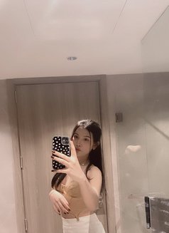 Zeza Th - Transsexual escort in Abu Dhabi Photo 7 of 7