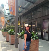 Zeze the Boobs Sex and Good Etitude - escort in Bali