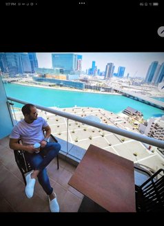Zezo Masseur - Acompañantes masculino in Al Ain Photo 3 of 3