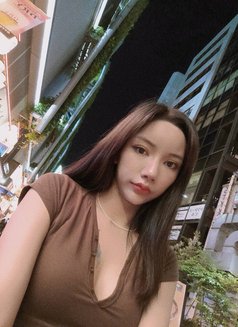 Zhang Yuanying - puta in Taichung Photo 2 of 7