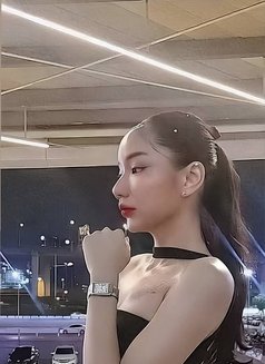 Zhang Yuanying - puta in Taichung Photo 7 of 7
