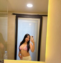 Your baby Zia - escort in Bali