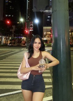 Zia Cutie - Acompañantes transexual in Manila Photo 13 of 21