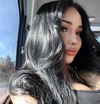 Zia Cutie - Transsexual escort in Manila