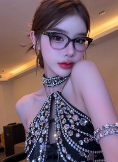 Zia - escort in Phuket Photo 5 of 6