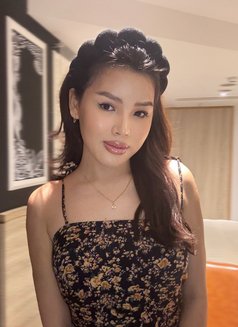 Zia your new fantasy - escort in Manila Photo 1 of 5