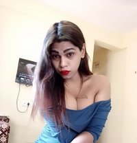 Ziaa - Transsexual dominatrix in Pune