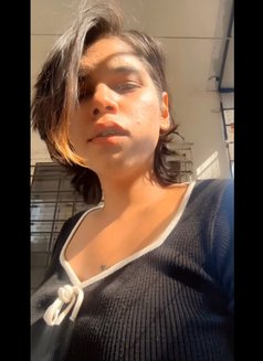 Ziaa - Transsexual dominatrix in Pune Photo 5 of 5