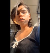 Ziaa - Dominadora transexual in Pune