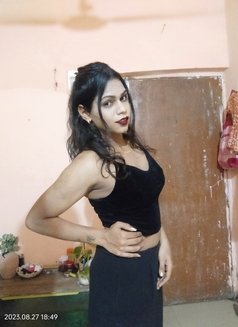 Ziaa - Transsexual dominatrix in Pune Photo 4 of 4