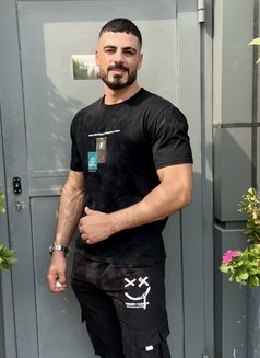 Ziad - Acompañantes masculino in Dubai Photo 6 of 10