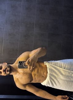 Ziad - Acompañantes masculino in Dubai Photo 10 of 10