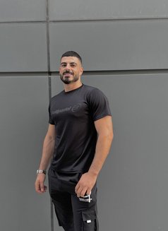 Ziad - Acompañantes masculino in Dubai Photo 3 of 10