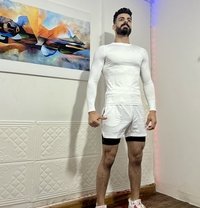 Ziad XXL - Male escort in Abu Dhabi