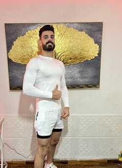 Ziad XXL - Male escort in Abu Dhabi Photo 3 of 9