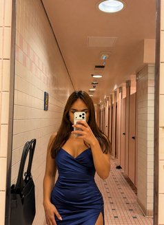 Ziar - Transsexual escort in Cebu City Photo 2 of 4