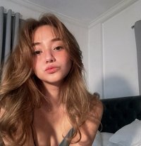 Zie - escort in Singapore