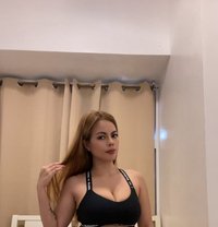 Zie - escort in Makati City Photo 24 of 25