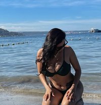 Zieee - escort in Makati City