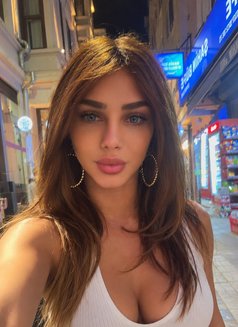 Zilan Xl - Transsexual escort in İstanbul Photo 1 of 5