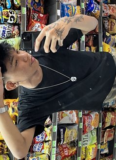 Zild - Male escort in Manila Photo 1 of 8