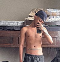 Zild - Male escort in Manila