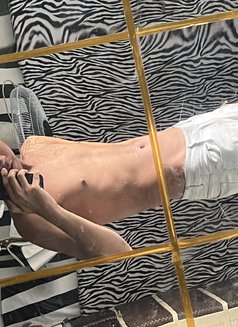 Zild - Male escort in Manila Photo 6 of 8