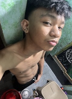 Zild - Male escort in Manila Photo 8 of 8