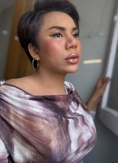 Zilin Sexy Ladyboy - Transsexual escort in New Delhi Photo 8 of 10