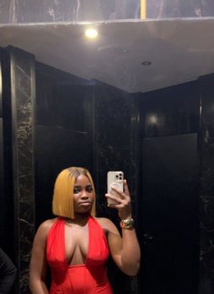 Zina - escort in Abu Dhabi Photo 2 of 13