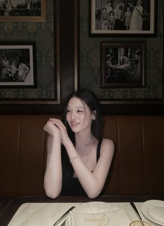 Zindy - escort in Taipei Photo 3 of 8