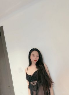 Zingzhi - escort in Dubai Photo 5 of 12