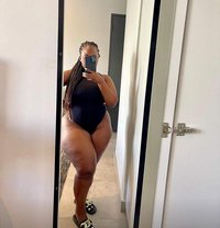 Zinno~GFE~Facesittin~video~Rimming - puta in Nairobi
