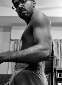 Zitu Biswas - Acompañantes masculino in Dhaka Photo 3 of 5
