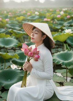 Ziva - escort in Bangalore Photo 3 of 8