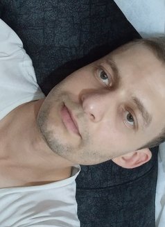 Ziy Nam - masseur in Hai Phong Photo 1 of 2