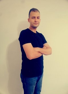 Ziy Nam - masseur in Hai Phong Photo 2 of 2