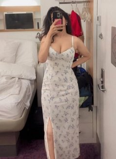 Ziya - escort in Mumbai Photo 2 of 2